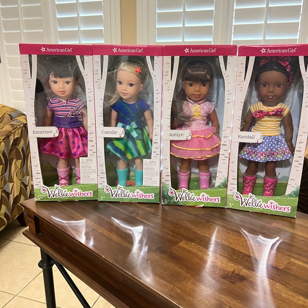 American Girl Doll Wellie Wisher New in Box Retired Lot